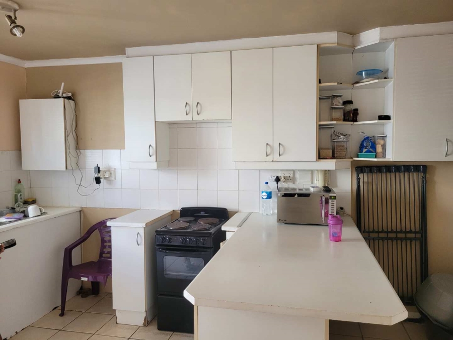 3 Bedroom Property for Sale in Mowbray Western Cape